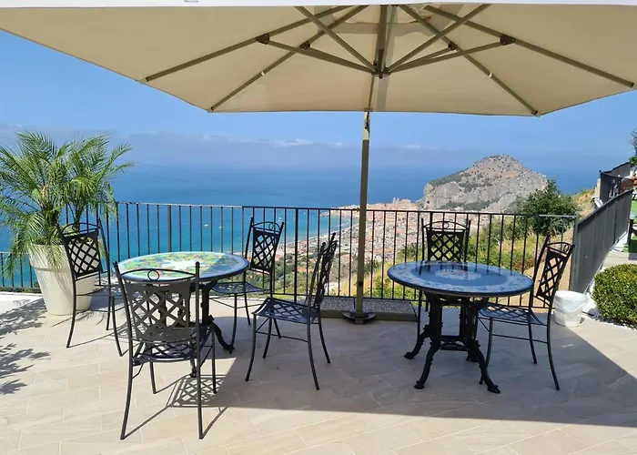 Skyview 招待所 4*